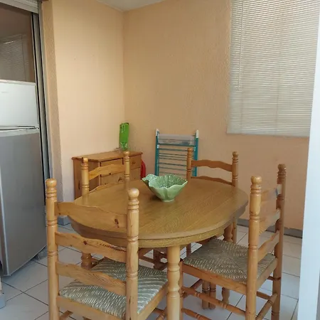 4 Pers Avec Terrasse, Piscine Et Parking Securise - Fr-1-776-137 * Argeles-sur-Mer